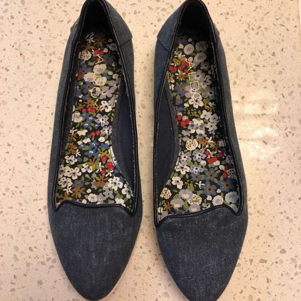 Aldo blue jean flats size 7.5